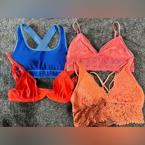 Set of 4 bras.